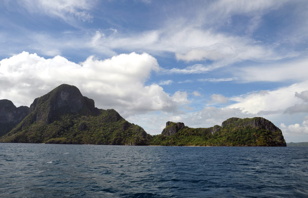 Cadlao Island