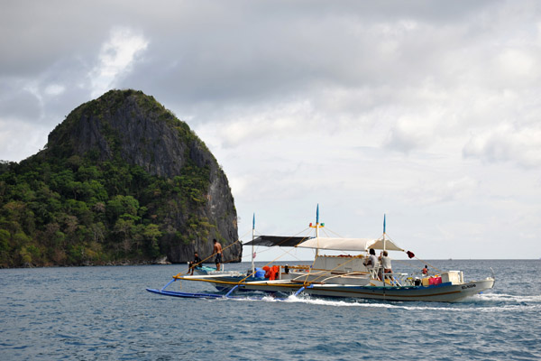 Motorized outrigger from El Nido