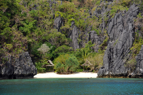 Small public beach, Small Lagoon