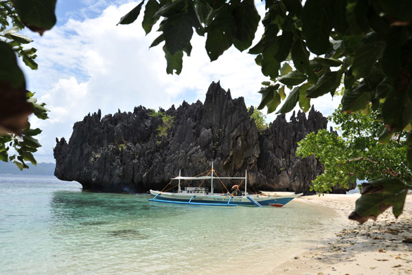 Miniloc Island