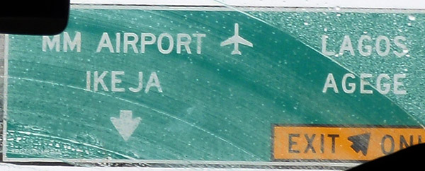 Lagos roadsign - Murtala Muhammed International Airport (LOS/DNMM)