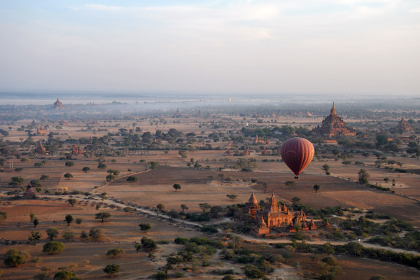 Balloons Over Bagan - view north with the golden stupa of Shwezigon marking our starting point