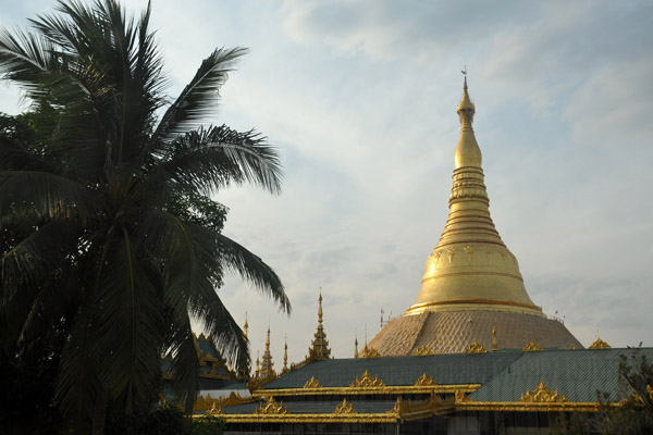 First glimpse of the main pagoda at Swedagon emerging from the elevator