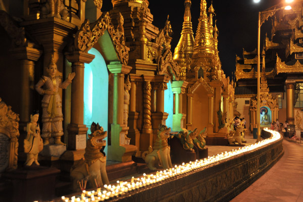 Low candle covered wall encircling the main stupa, Shwedagon Paya