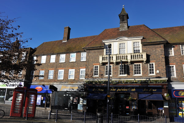 The Jubilee Oak, Crawley High Street