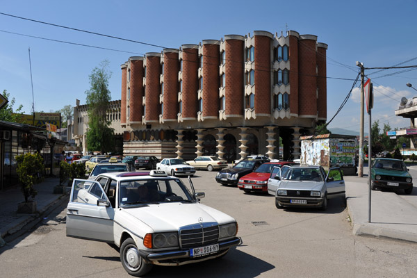 Taxi in front of the Hotel Vrbak, Novi Pazar