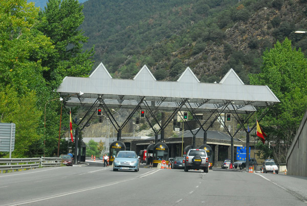 Andorra-Spain border post
