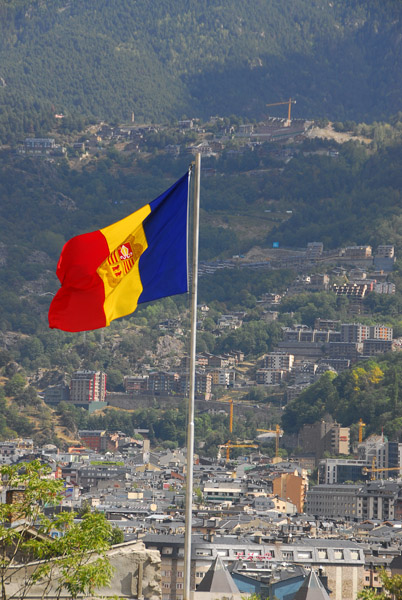 Flag of Andorra, Andorra la Vella