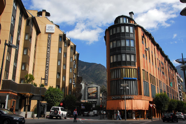 Hotel Andorra Center (left) Avinguda del Princep Benlloch, Andorra la Vella