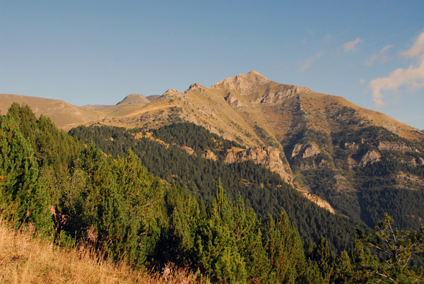 Pic Alt de la Capa (2572m) from Carreta del Coll de la Botella, Andorra