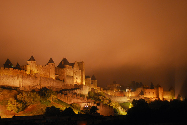 Western side of la Cité de Carcassonne, night