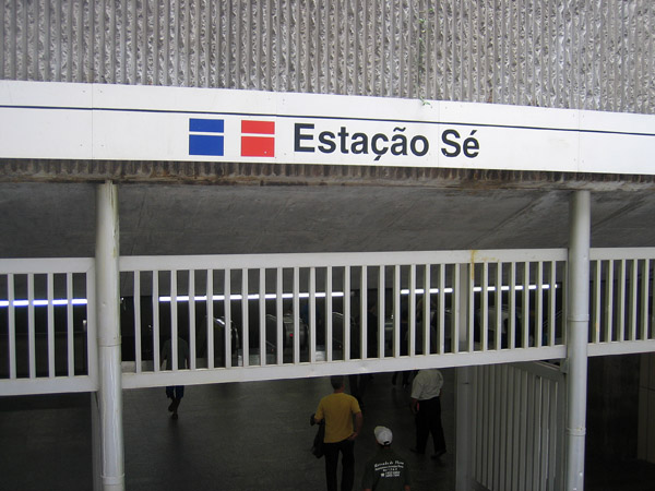 Estao S - So Paulo metro station