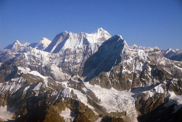 Melungtse (7181m/23,560ft) Nepal Himalaya