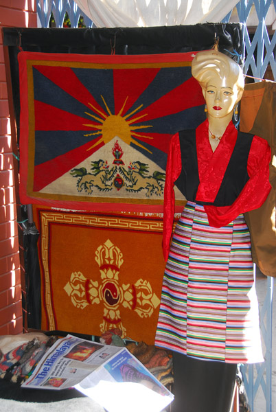 Tibetan shop, Bodhnath