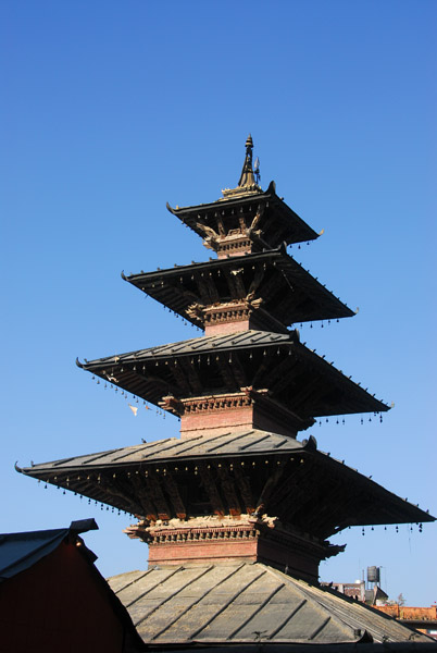 Kumbeshwar Temple, 1392, Patan