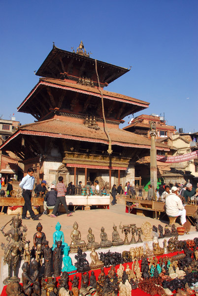 Handicraft market near Bhimsen Temple, Durbar Square, Patan