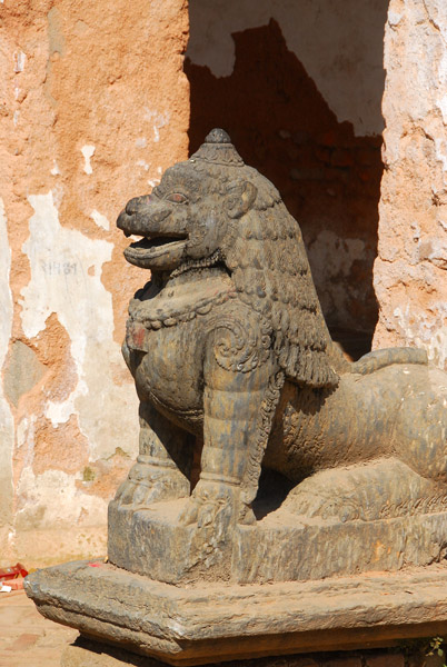 Stone lion, Patan