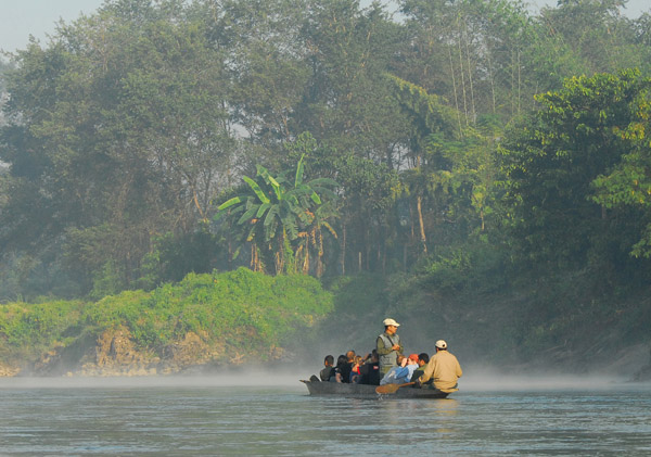 Rapti River canoe trip, Chitwan National Park