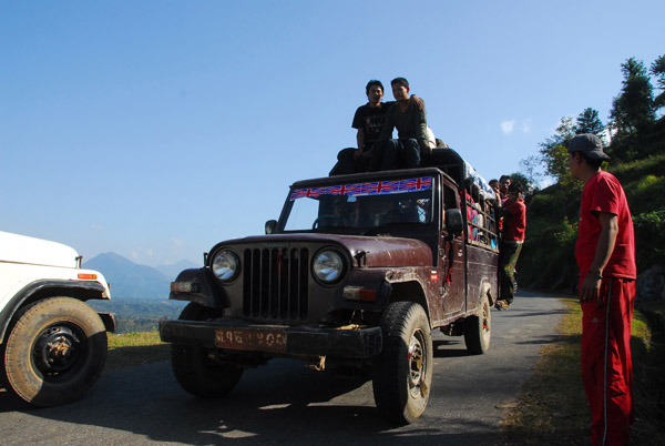 Another Jeep heading from Bandipur downhill to Dumre