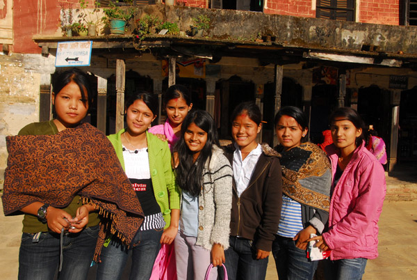 Girls from the school group, Bandipur