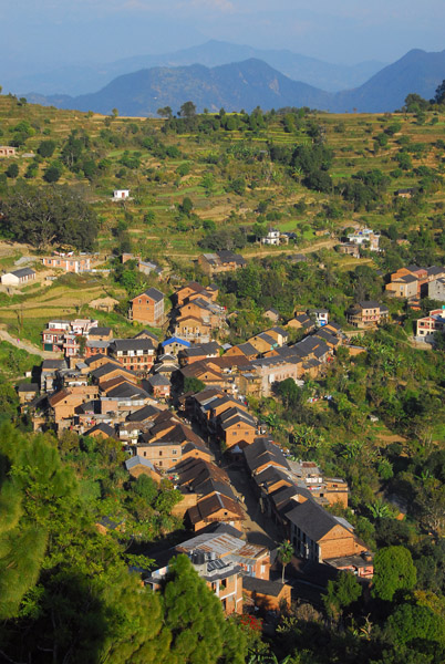 Bandipur, descending Gurungche Hill