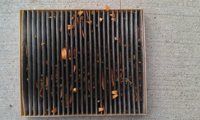 Cabin Air Filter 27000 Miles  2011 0602 T200517  IMAG0051.jpg