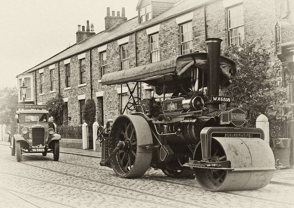 Traction-engine-sepia.jpg