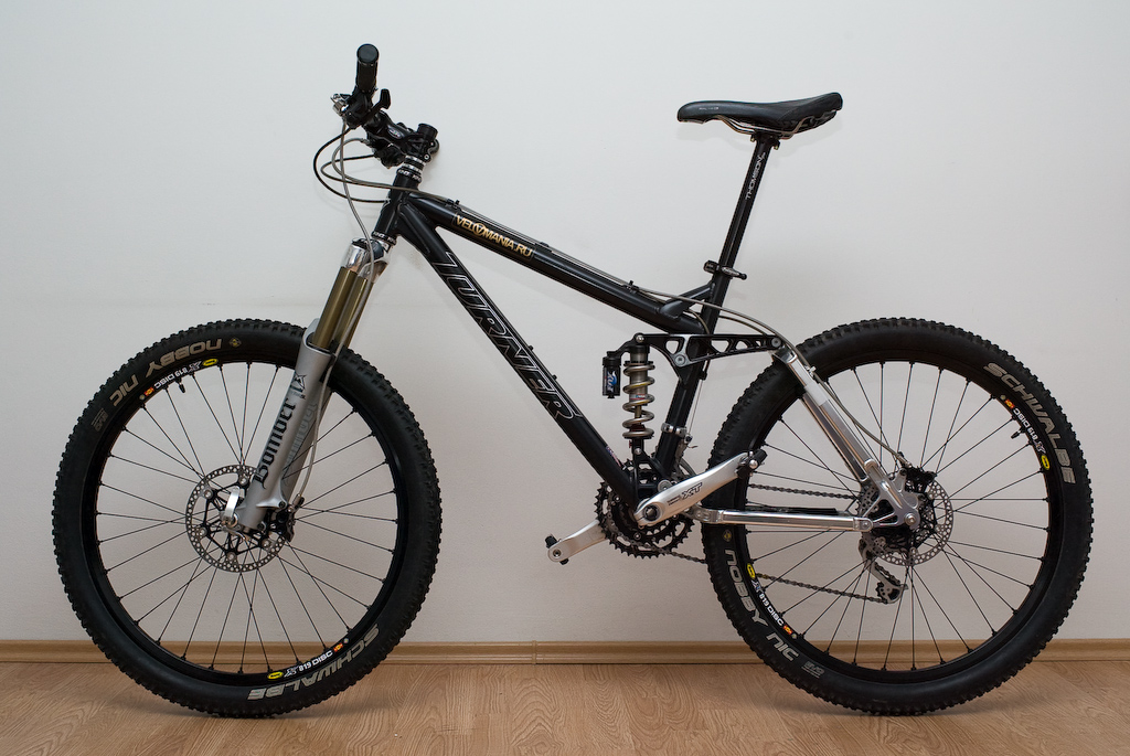 DE2B7007.jpg
