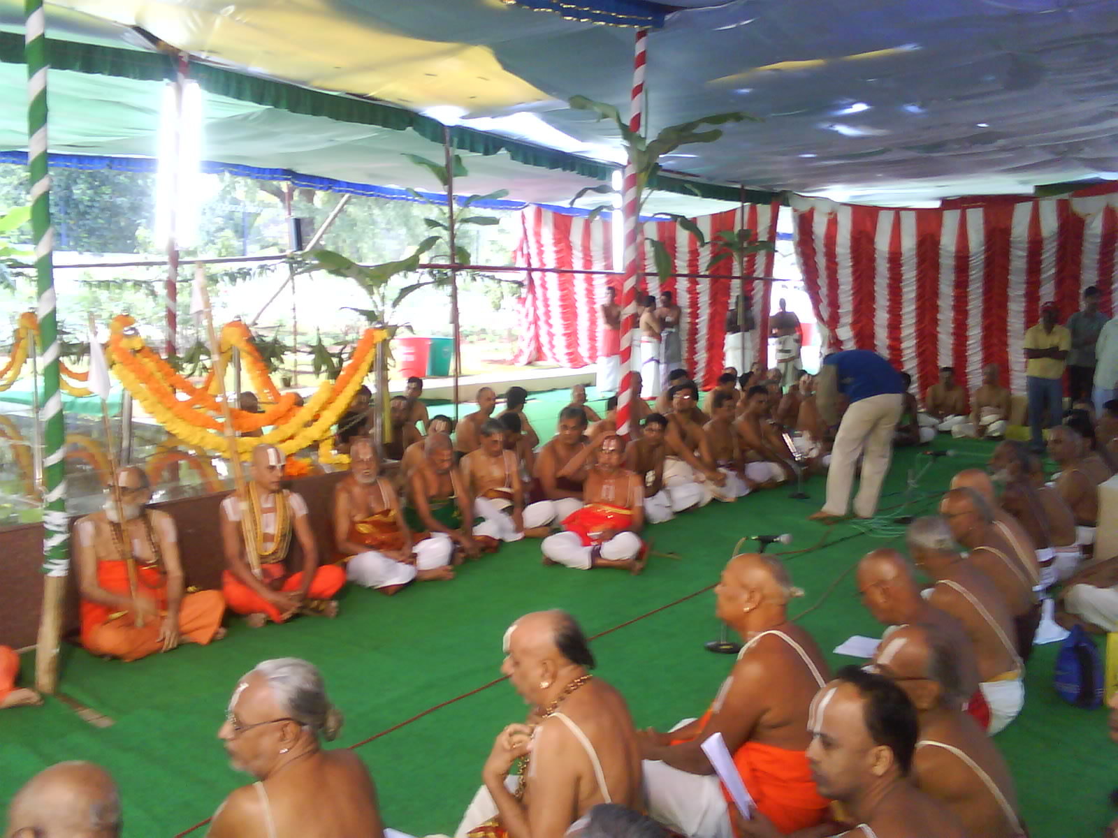 46 Huge collection of Aacharya purushas and Adhyapakas.jpg