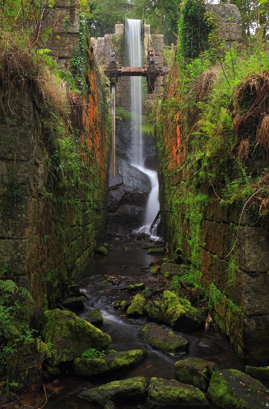 Old waterwheel pit, Luxulyan Valley