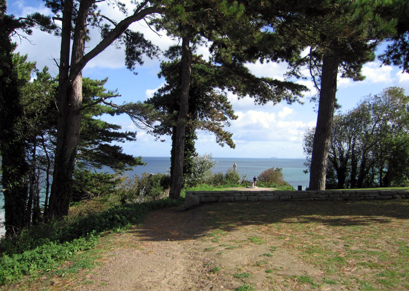 On the Point de la Garde