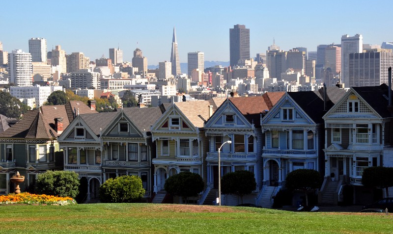 Painted Ladies Victorian houses