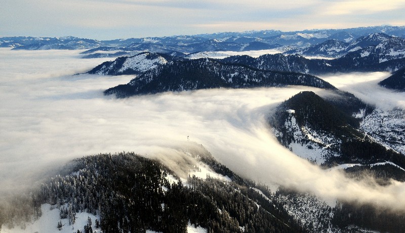 flowing to westside Snoqualmie pass