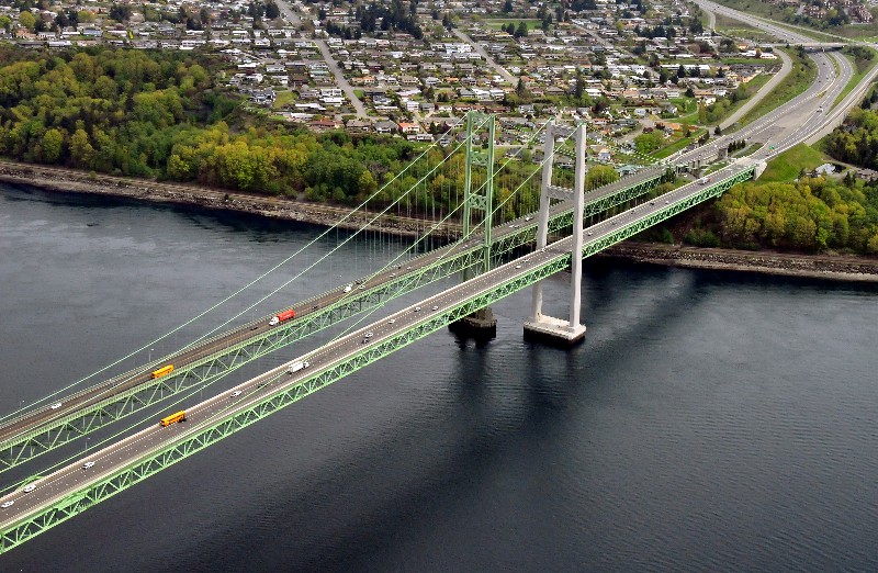 New Tacoma Narrow Bridges