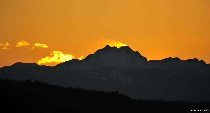 Olympic Mountains at sunset