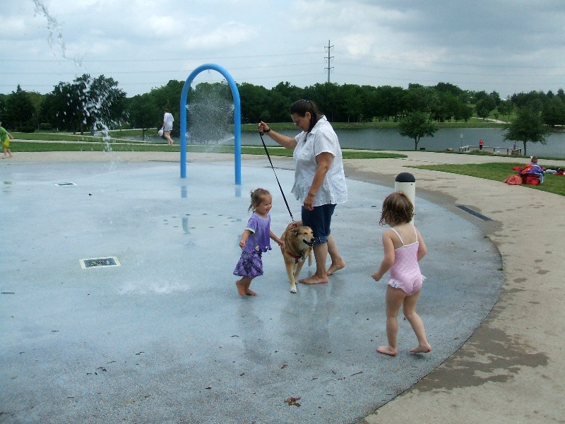 Beth and Tawney at the splashpark