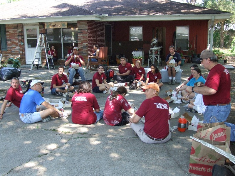  First Baptist Church helping out
