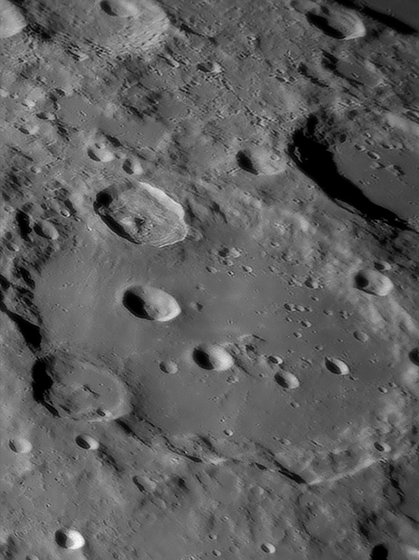 Clavius UD: 2009-02-06 UT: ~01:31