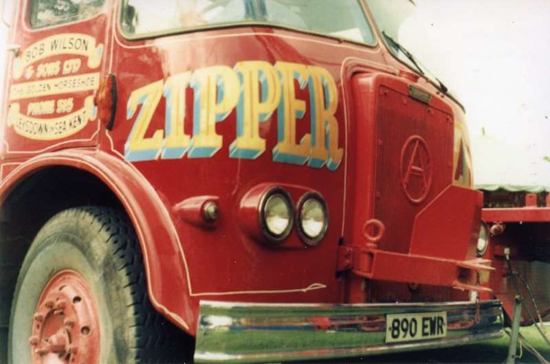 Bob Wilsons Zipper