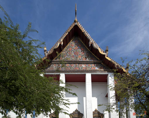 Wat Prayurawongsawat Wiharn Gable (DTHB1197)