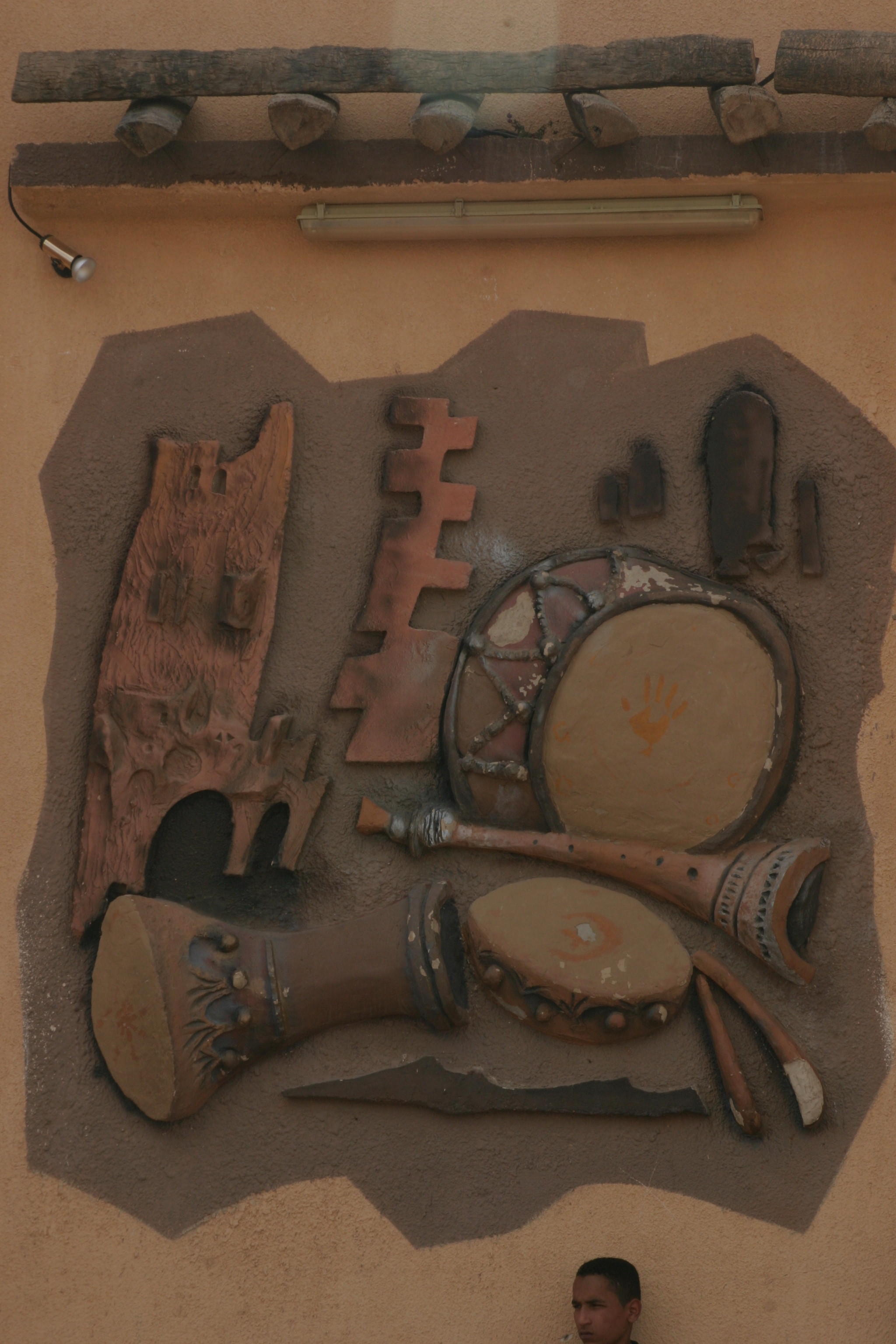  Mozabite music instruments.