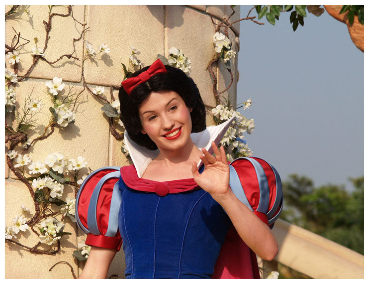 Snow White, really look like the character