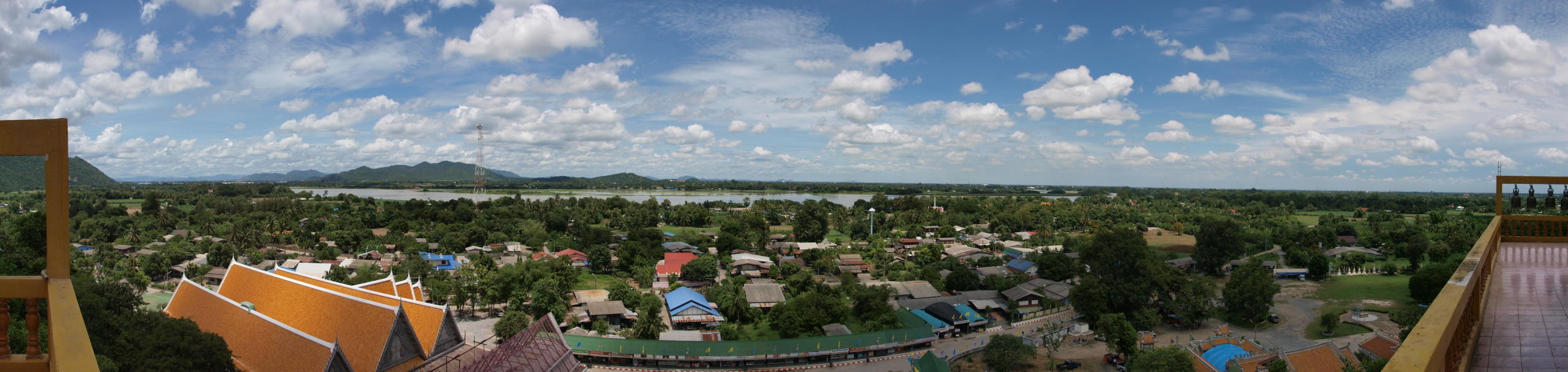 Pano Wat Tum  Suea