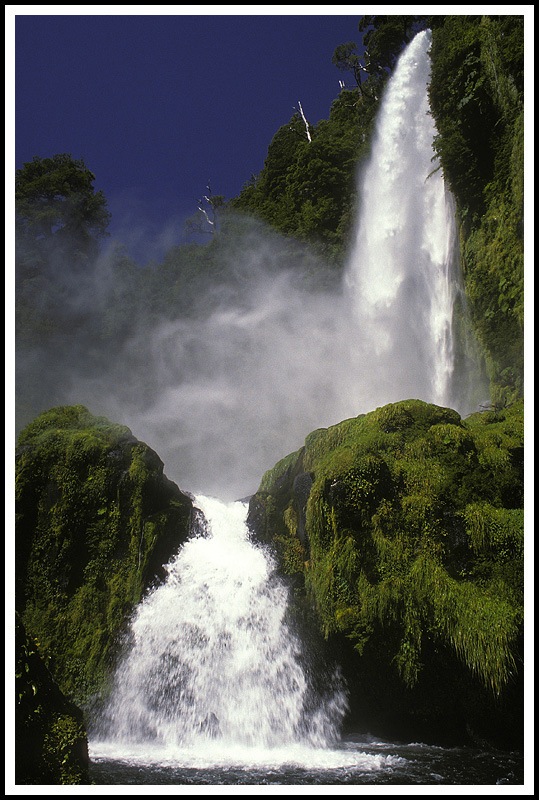 Salto el Leon, one of many near Pucon