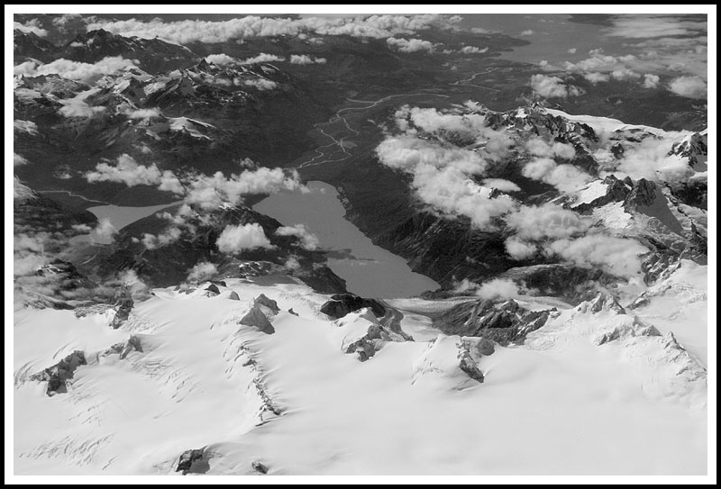 Patagonia: Cerro Haydes and Lago Leones