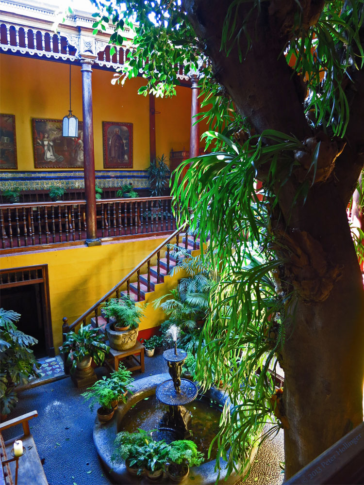 Courtyard of the Aliaga house