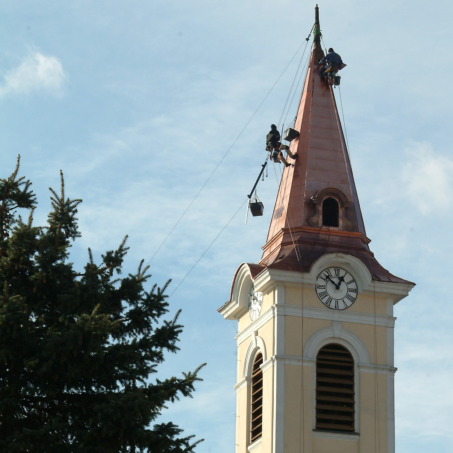 Neuer Hut fr Kirchturm in Lanzenkirchen