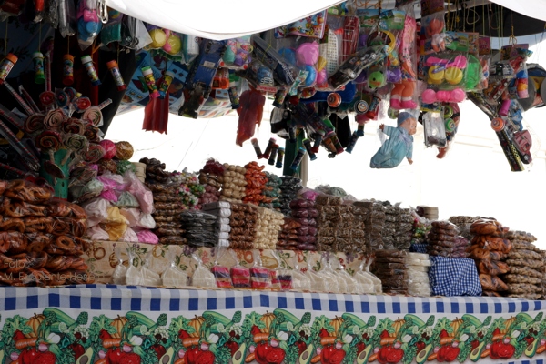 Venta de Dulces Tipicos Frente al Parque Central