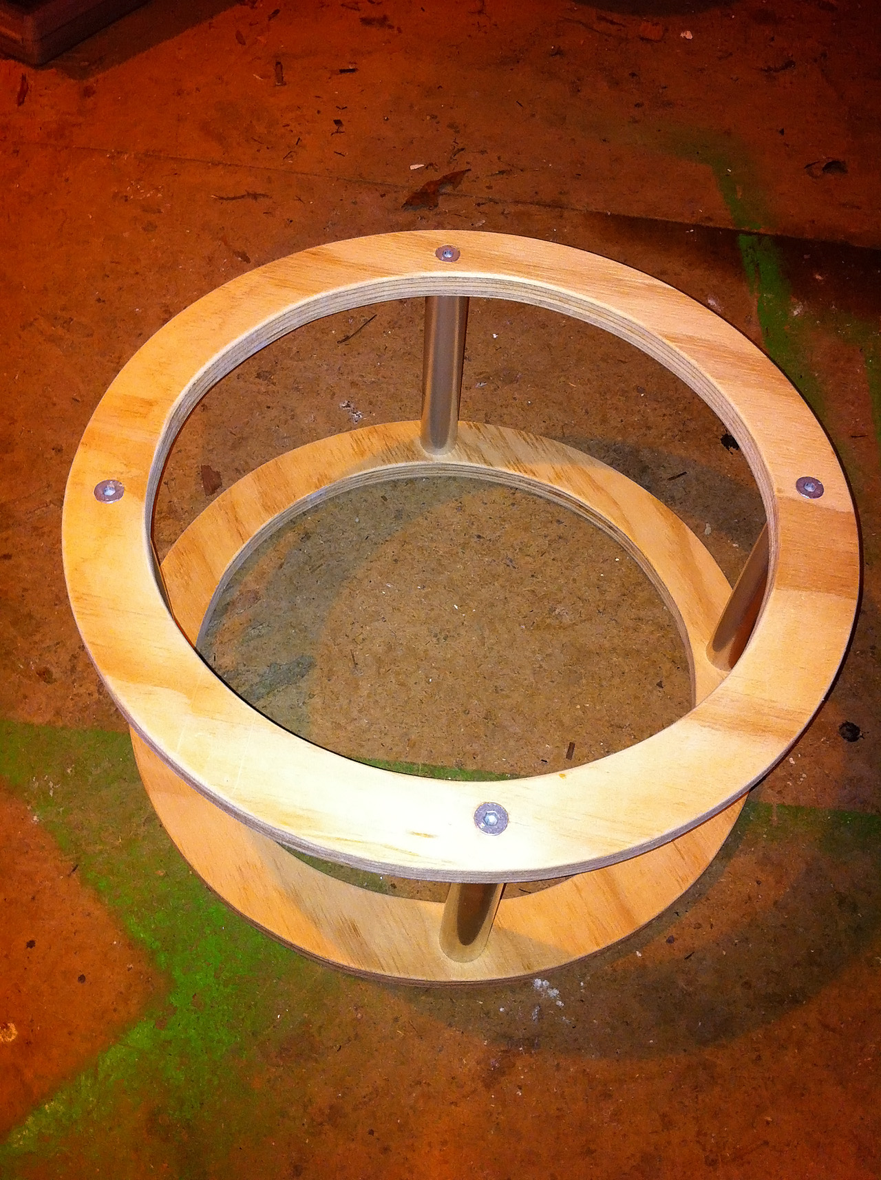 Secondary cage
