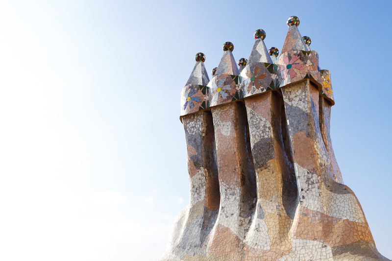 Chimney on the roof of Casa de Battlo - Gaudi  <p><a href=http://www.pbase.com/pfmerlin/barcelona> More pictures here </a>